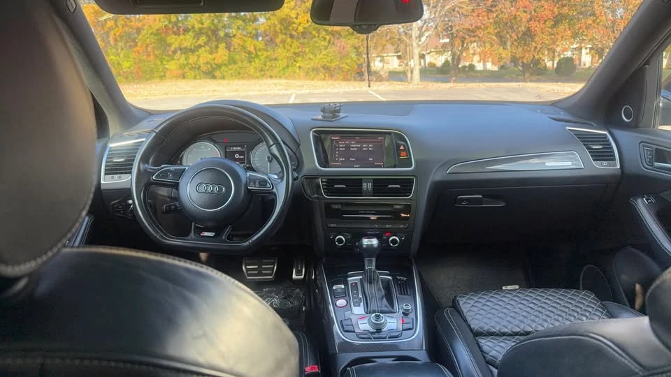 2017 Audi 8R SQ5 - Image 8 of 15