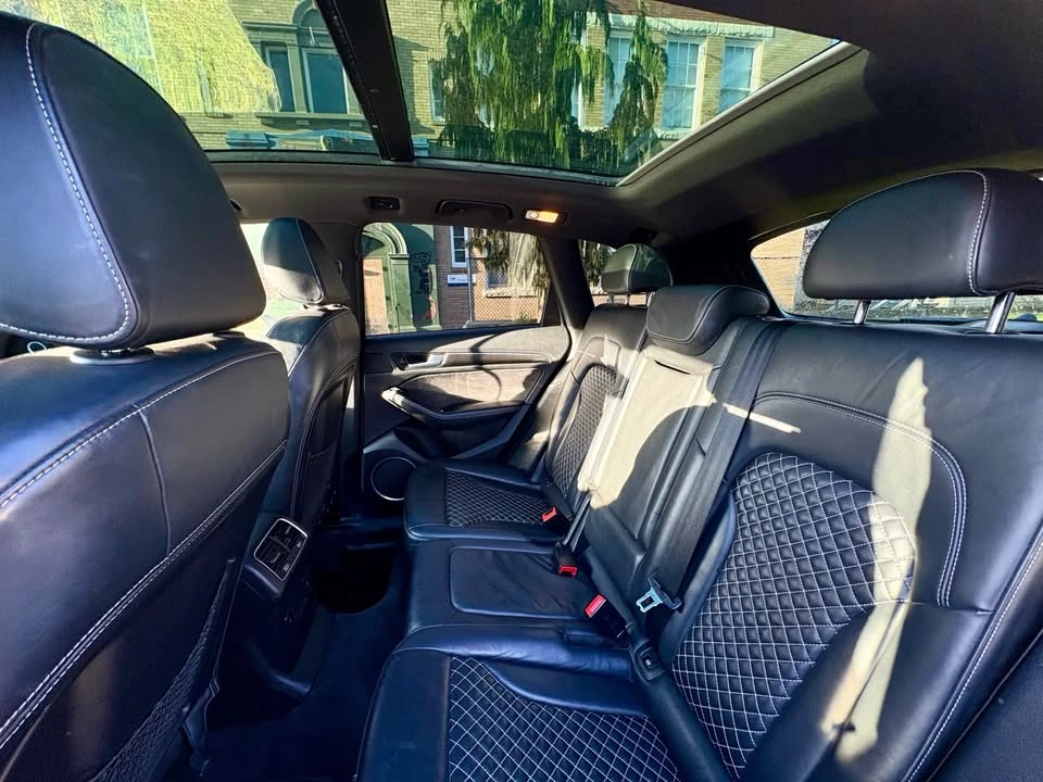 2017 Audi 8R SQ5 - Image 9 of 10
