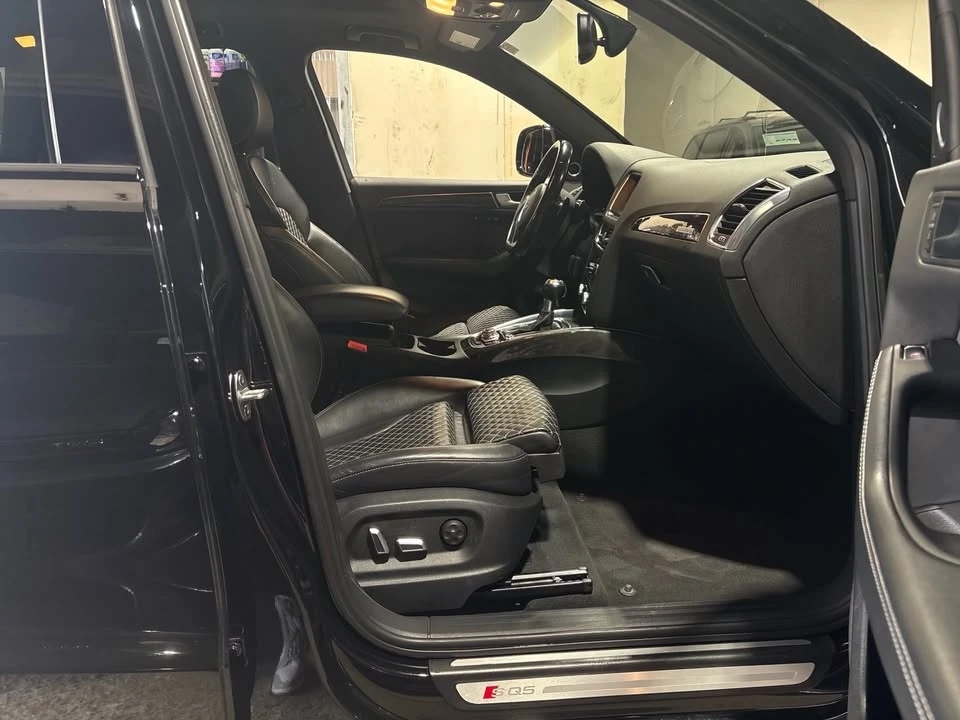 2017 Audi 8R SQ5 - Image 9 of 20