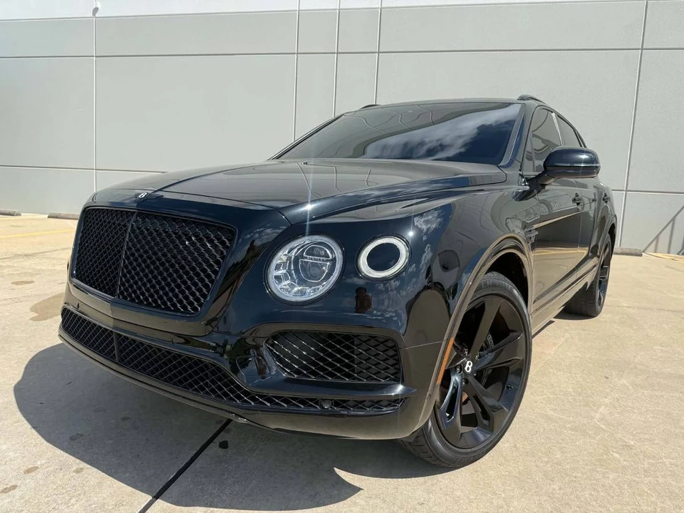 2017 Bentley Bentayga - Image 5 of 12