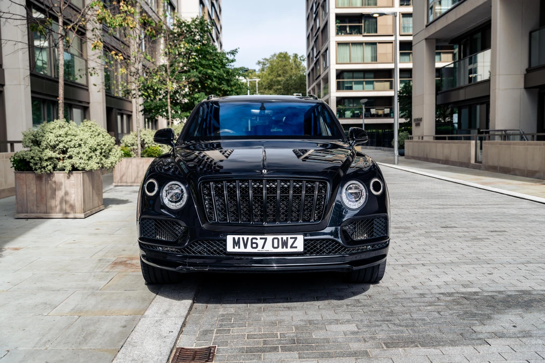 2017 Bentley Bentayga - Image 18 of 31