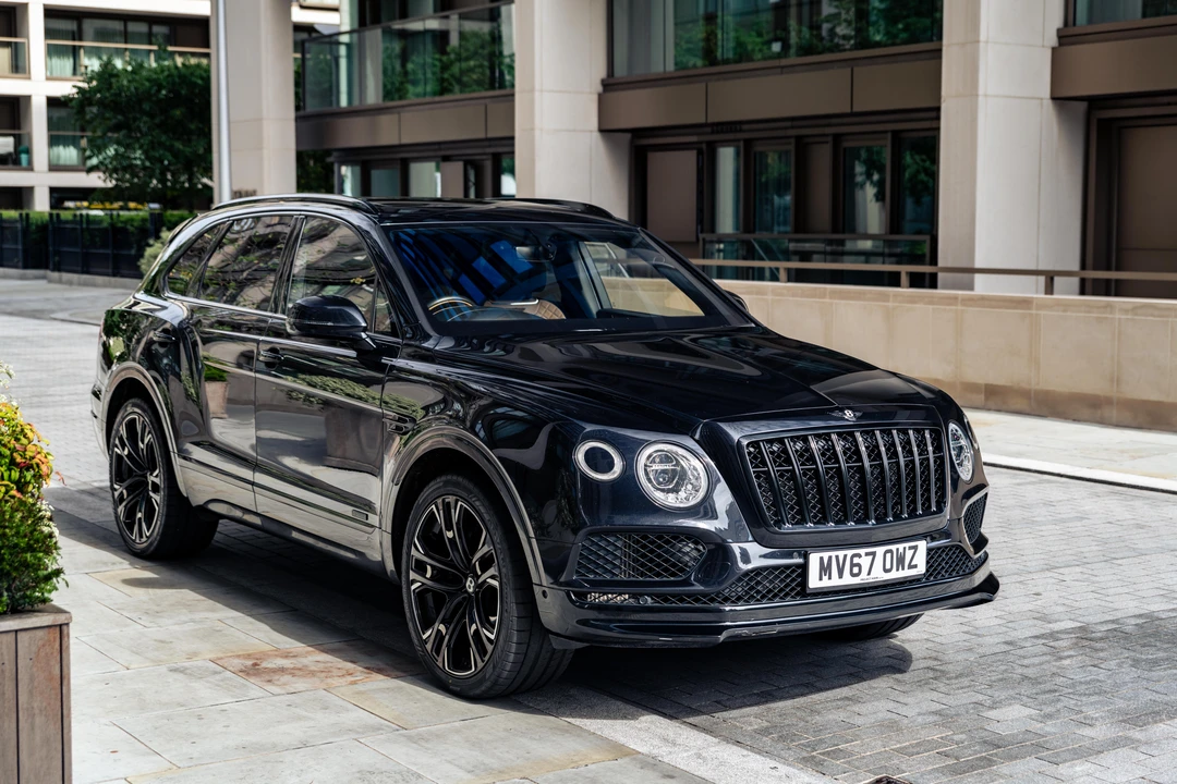 2017 Bentley Bentayga - Image 4 of 31