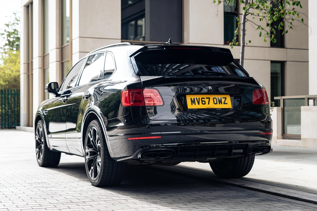 2017 Bentley Bentayga - Image 25 of 31