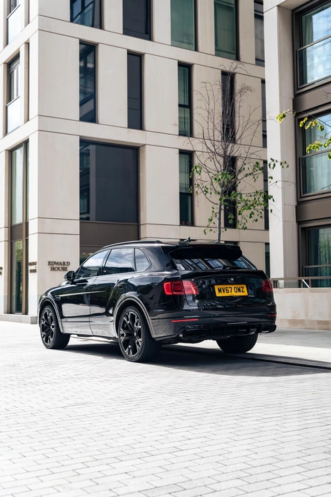 2017 Bentley Bentayga - Image 31 of 31