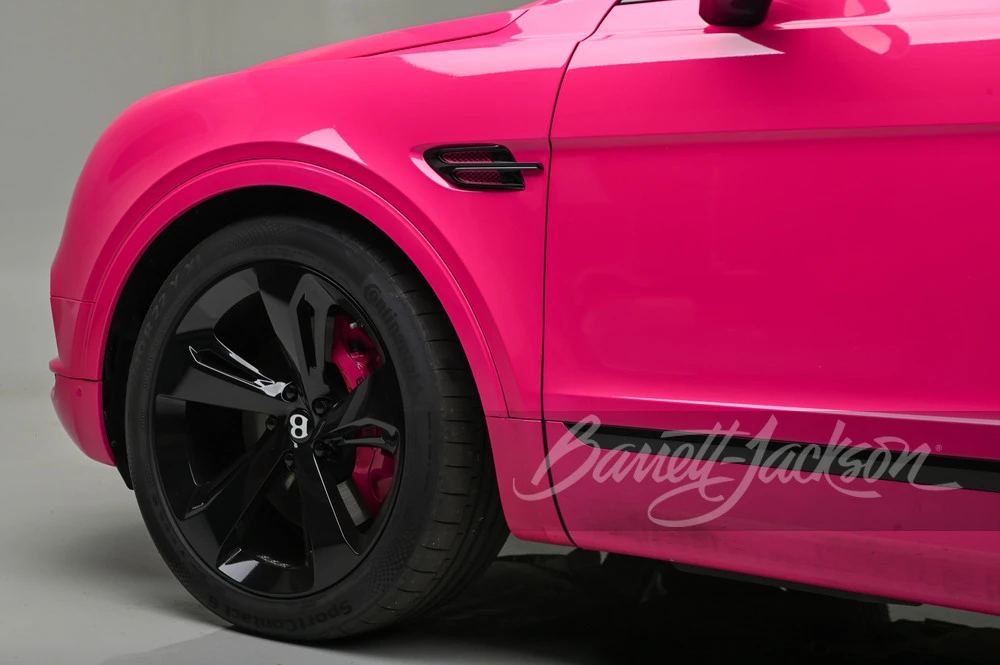 2017 Bentley Bentayga - Image 25 of 27