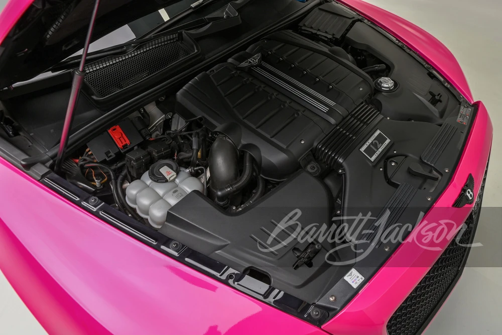 2017 Bentley Bentayga - Image 7 of 27