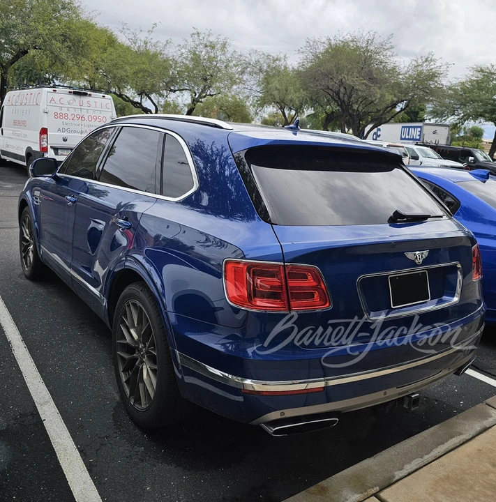 2017 Bentley Bentayga - Image 2 of 7