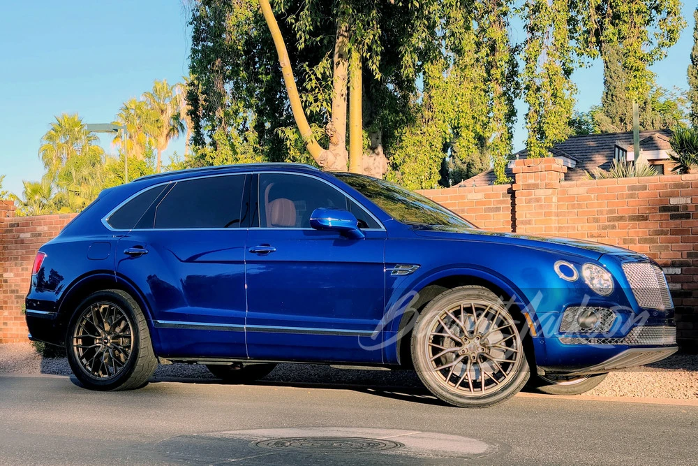 2017 Bentley Bentayga - Image 5 of 7