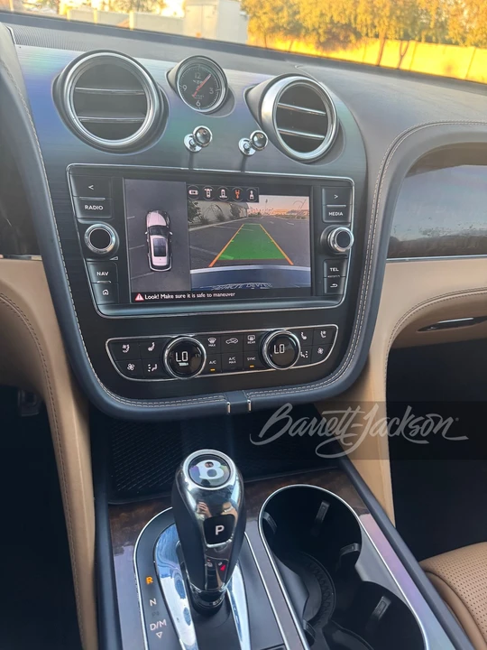 2017 Bentley Bentayga - Image 14 of 22