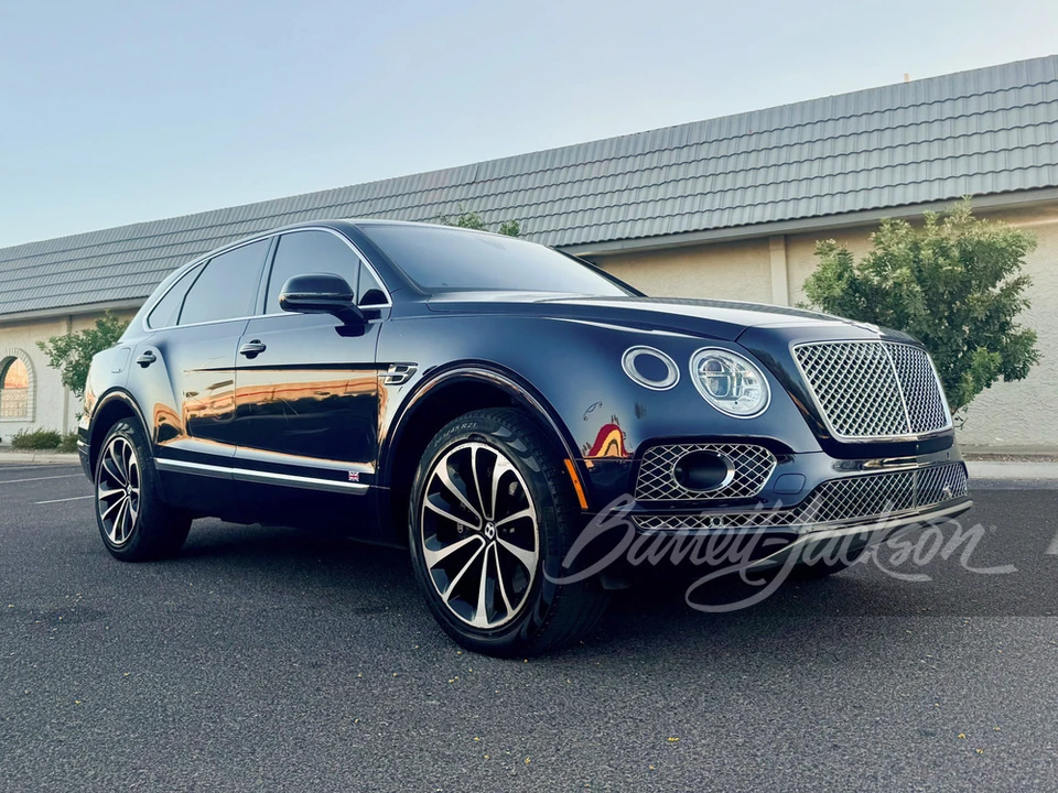 2017 Bentley Bentayga - Image 21 of 22