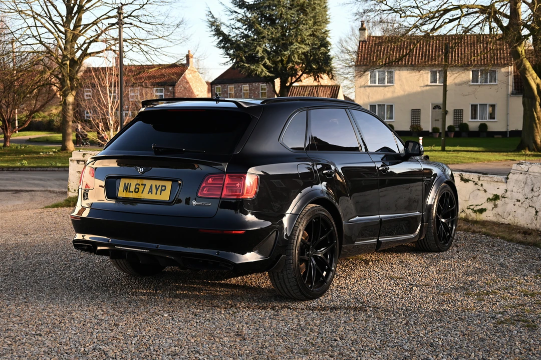 2017 Bentley Bentayga - Image 6 of 31