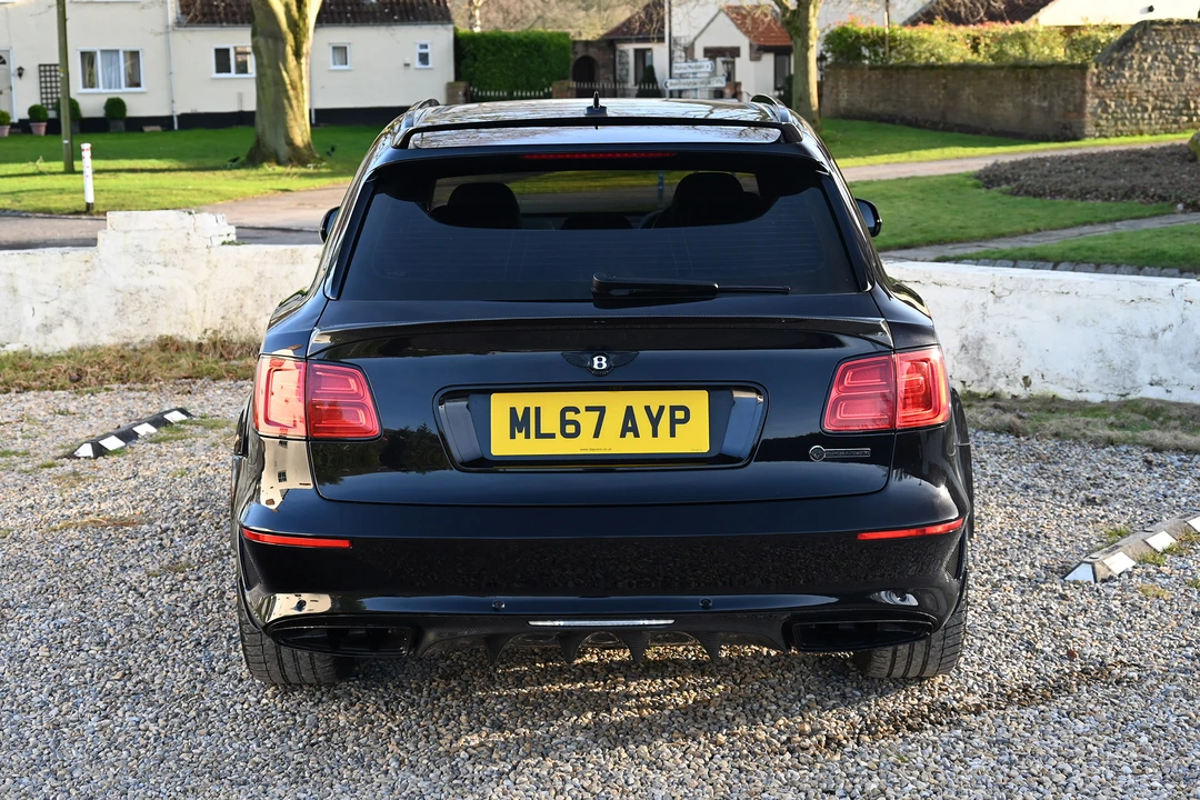 2017 Bentley Bentayga - Image 7 of 31