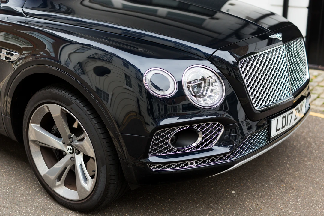 2017 Bentley Bentayga - Image 10 of 31