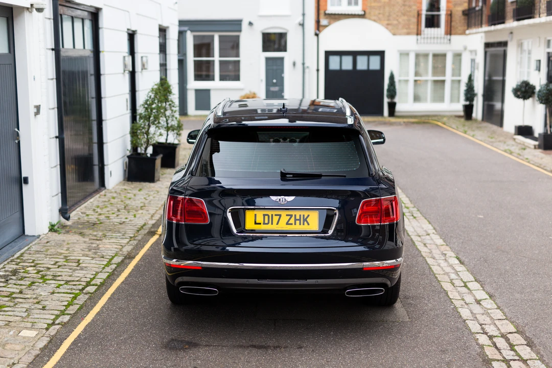 2017 Bentley Bentayga - Image 30 of 31