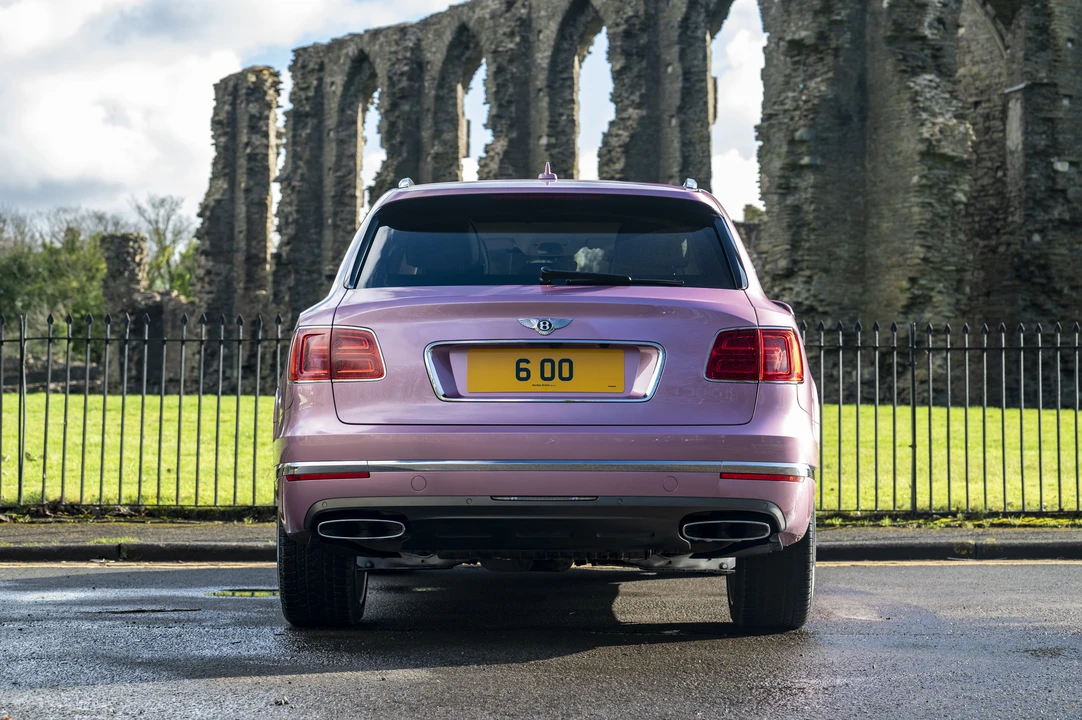 2017 Bentley Bentayga - Image 14 of 31