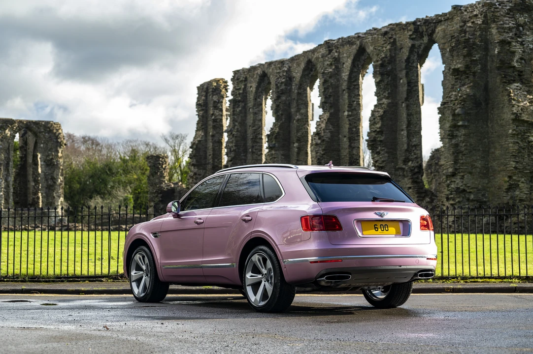 2017 Bentley Bentayga - Image 6 of 31
