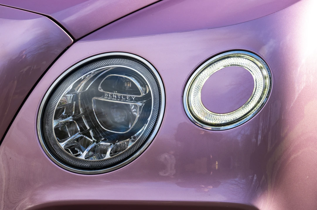 2017 Bentley Bentayga - Image 21 of 31