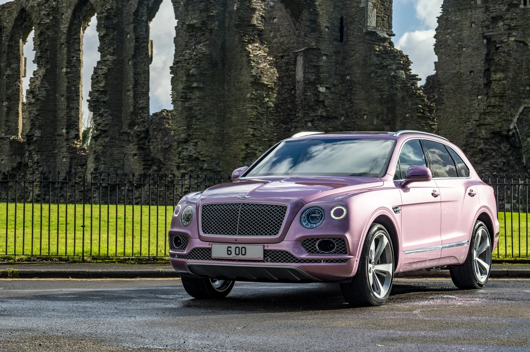 2017 Bentley Bentayga - Image 4 of 31