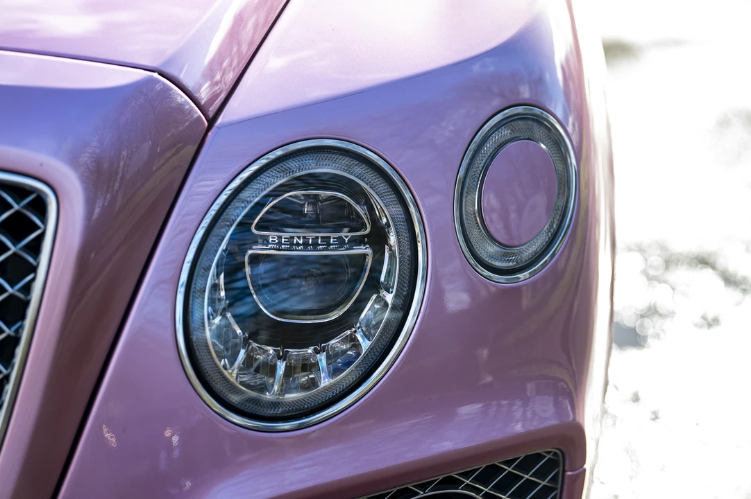 2017 Bentley Bentayga - Image 28 of 31