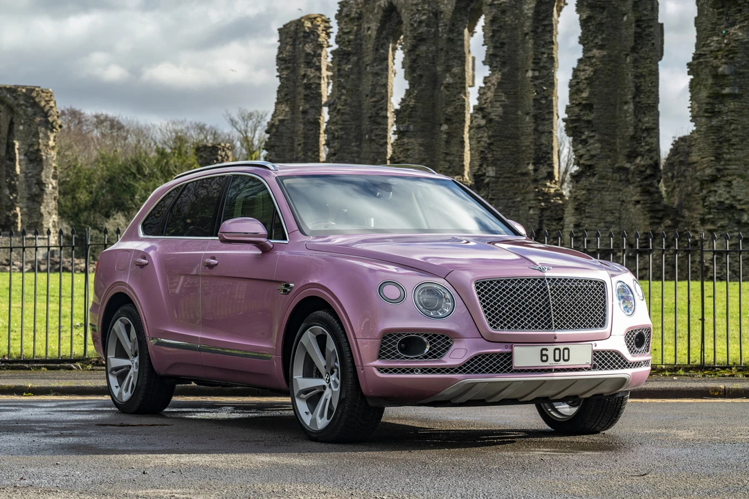 2017 Bentley Bentayga - Image 10 of 31