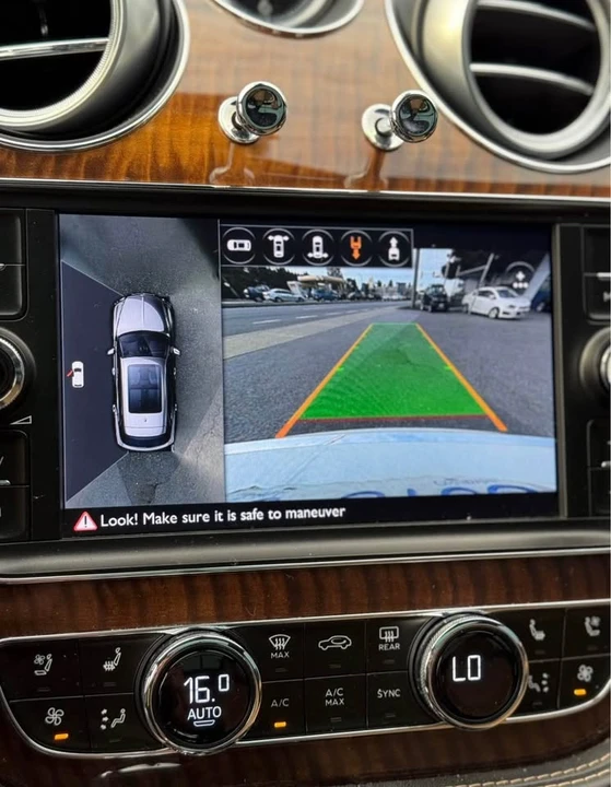 2017 Bentley Bentayga - Image 11 of 11