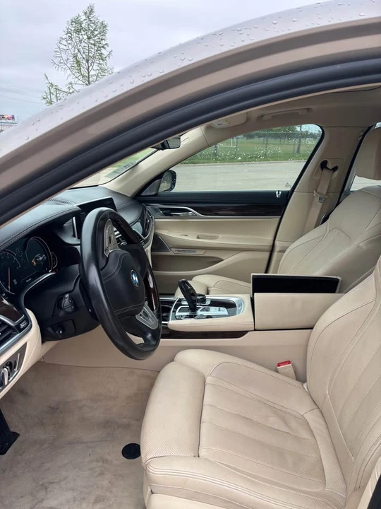 2017 BMW G11/G12 7 Series - Image 7 of 11