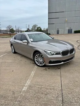 2017 BMW 740i