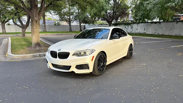 2017 BMW M240i xDrive Coupe