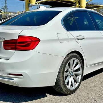 2017 BMW 3 Series 330i xDrive
