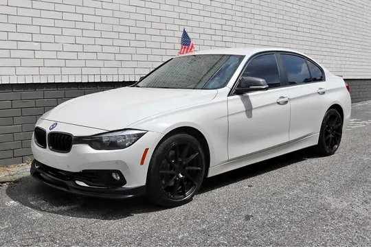 2017 BMW 3 Series 320i Sedan