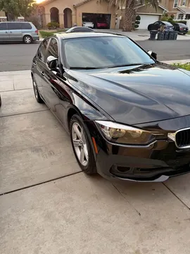2017 BMW 3 Series 320i Sedan 4D