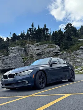 2017 BMW 3 Series 320i Sedan