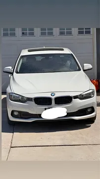 2017 BMW 3 Series 320i Sedan 4D