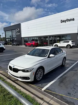 2017 BMW 3 Series 320i Sedan 4D