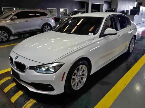 2017 BMW 3 Series 320i Sedan 4D