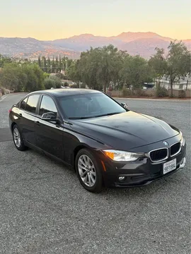 2017 BMW 3 Series 320i Sedan 4D