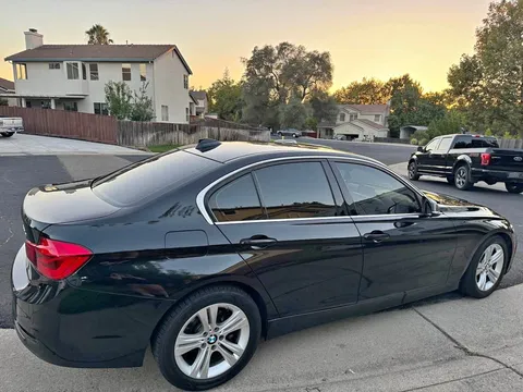 2017 BMW 3 Series 330e iPerformance Sedan
