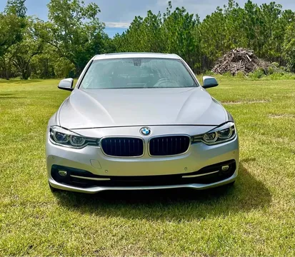 2017 BMW 3 Series 330i Sedan 4D