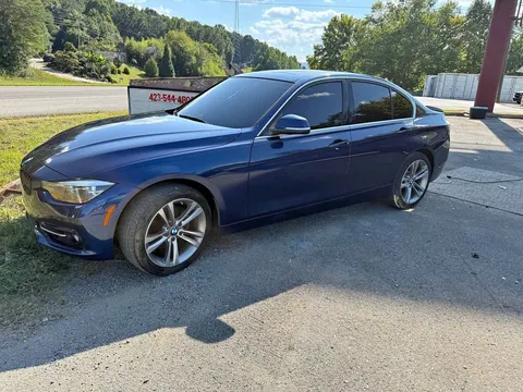 2017 BMW 3 Series 330i Sedan 4D