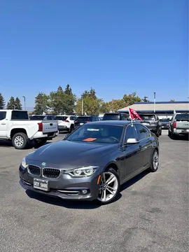 2017 BMW 3 Series 330i Sedan 4D