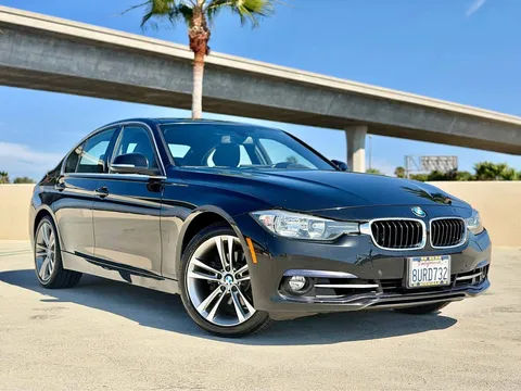2017 BMW 3 Series 330i Sedan 4D