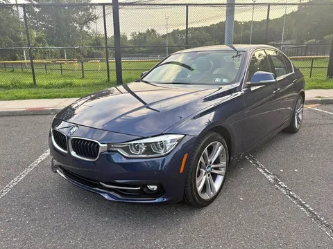 2017 BMW 3 Series 330i xDrive Sedan