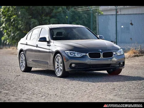 2017 BMW 3-Series 320i