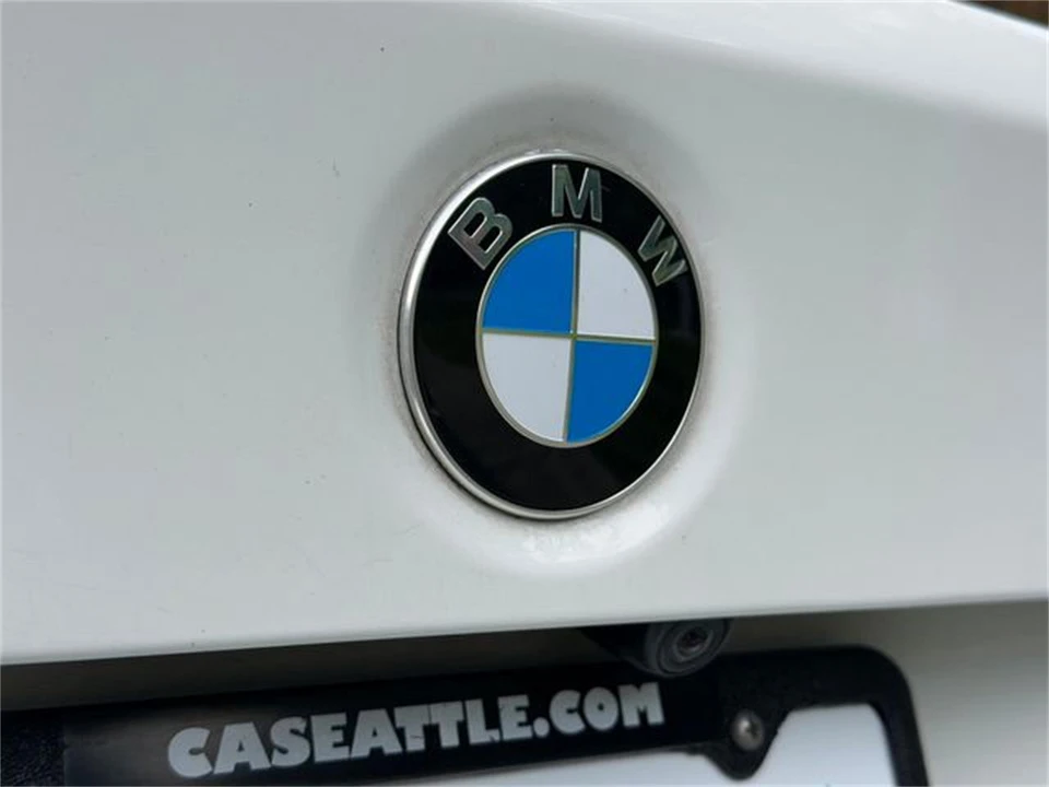 2017 BMW F30 3 Series Sedan - Image 16 of 31