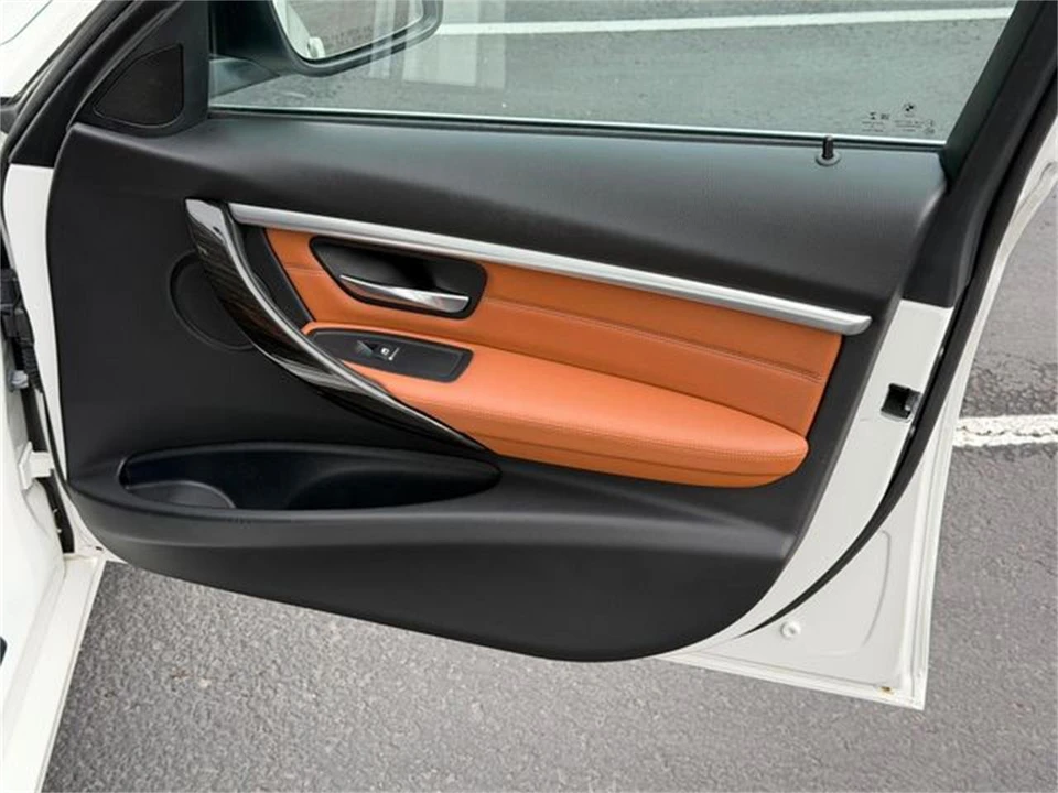 2017 BMW F30 3 Series Sedan - Image 26 of 31