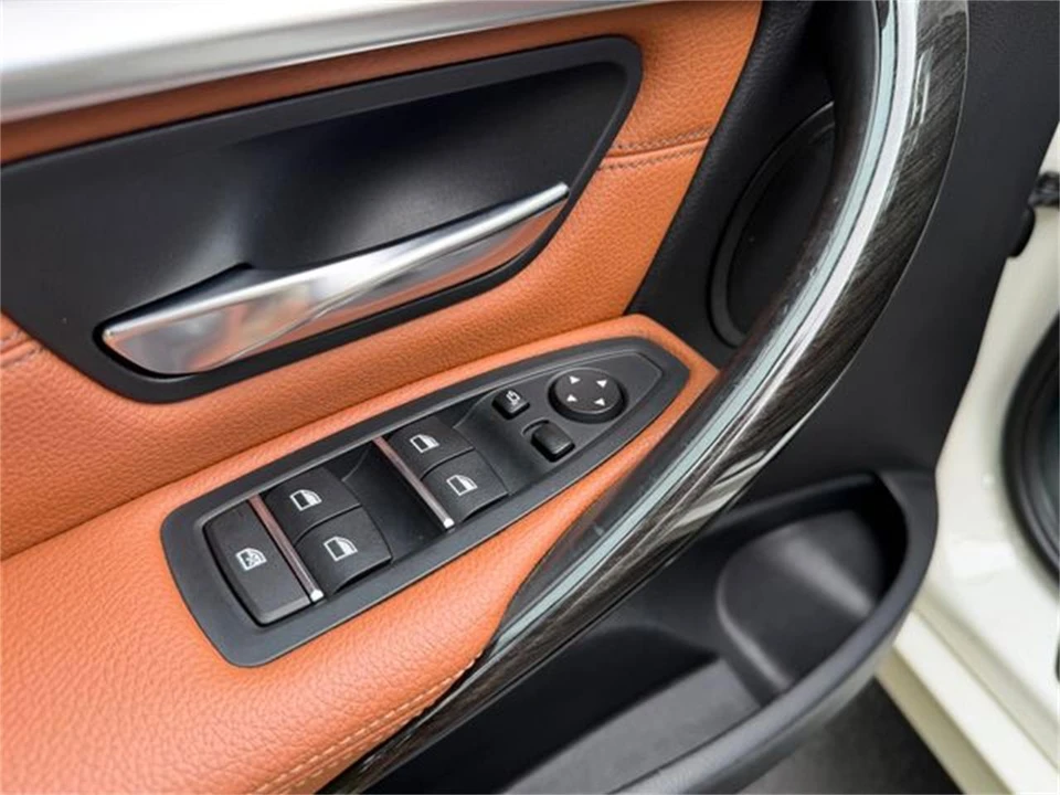 2017 BMW F30 3 Series Sedan - Image 20 of 31