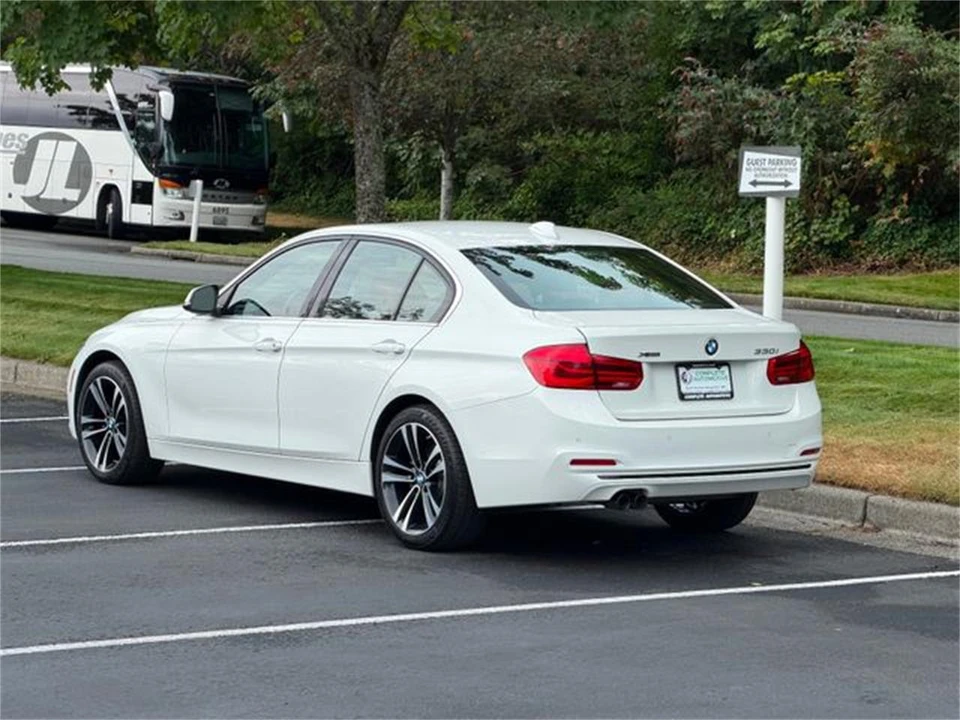2017 BMW F30 3 Series Sedan - Image 5 of 31
