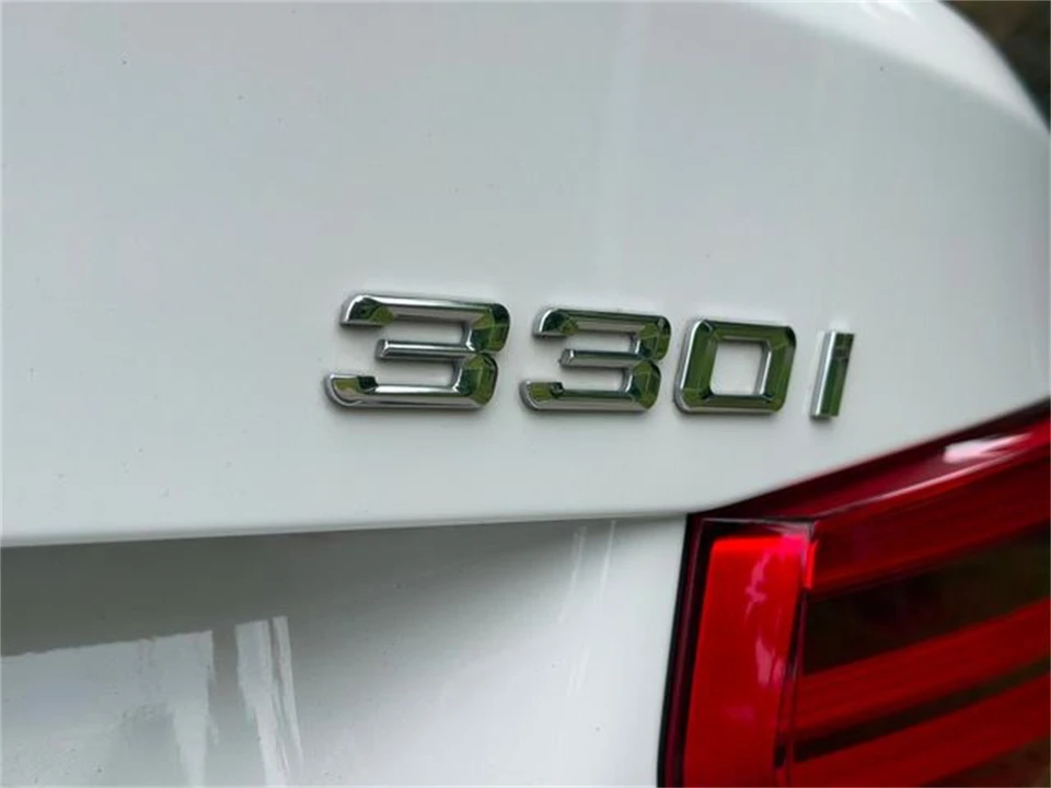 2017 BMW F30 3 Series Sedan - Image 17 of 31