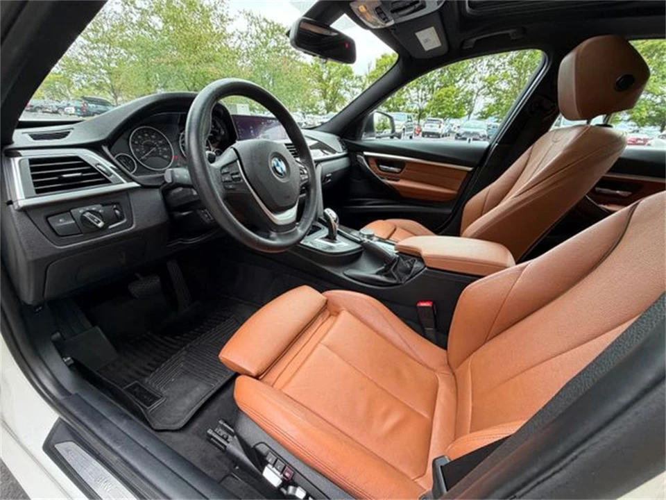 2017 BMW F30 3 Series Sedan - Image 21 of 31