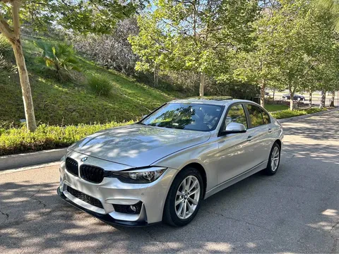 2017 BMW 3 Series 320i Sedan